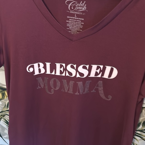 HH3 red t shirt w/ blessed momma in lettering Gold rush maternity Large L - Picture 3 of 5